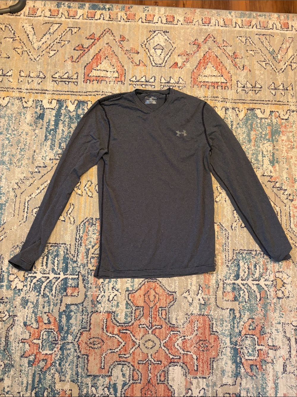 Under Armour Men’s Long Sleeve Performance Top — Charcoal/Black Stripe